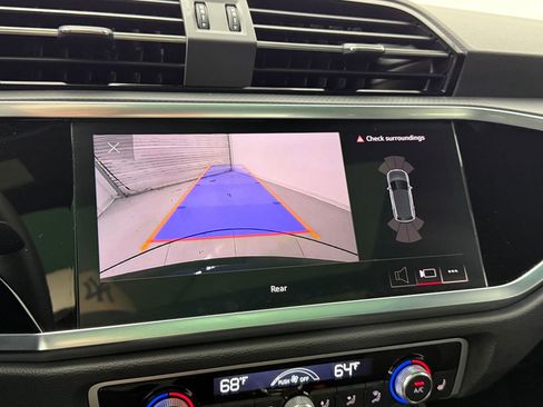 Used 2025 Audi Q3 2.0T Premium w/ Convenience Package image 29