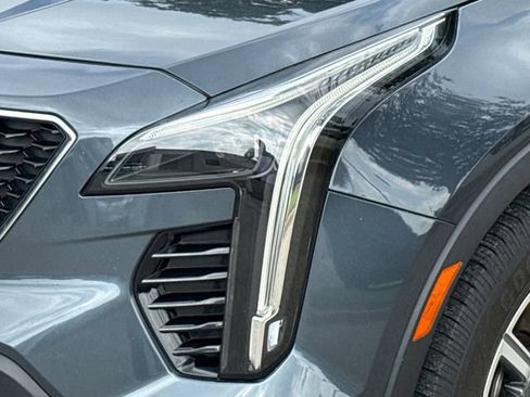 Used 2019 Cadillac XT4 Sport w/ Cold Weather Package FWD image 4