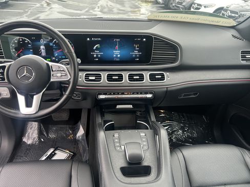 Certified 2022 Mercedes-Benz GLE 450 4MATIC w/ Premium Package image 31