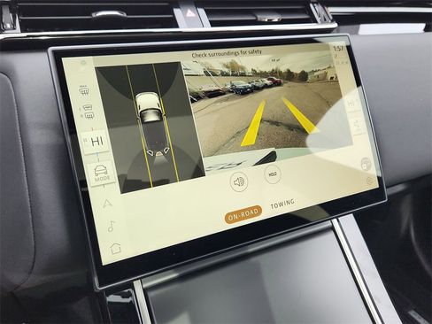 Used 2024 Land Rover Range Rover Velar Dynamic SE image 20