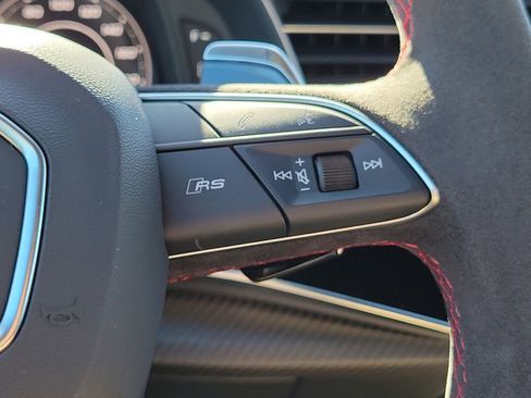 Used 2025 Audi RS Q8 performance image 9