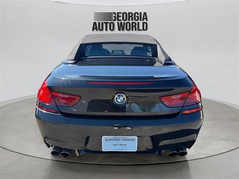 Used 2017 BMW M6 Convertible image 21