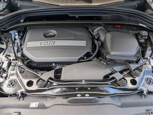 New 2026 BMW X2 xDrive28i AWD/4WD image 18