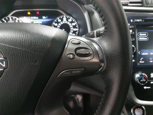 Used 2023 Nissan Murano SV image 17