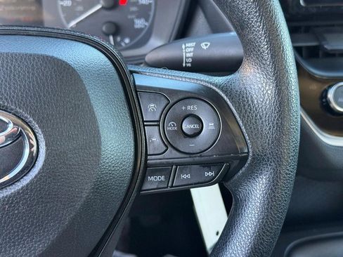 Certified 2023 Toyota Corolla LE image 19