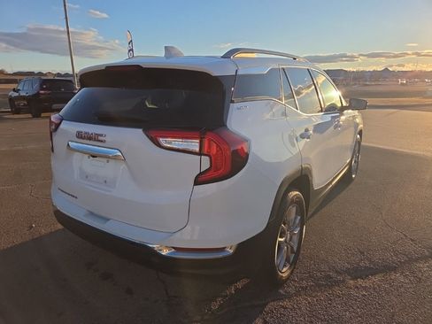 Used 2023 GMC Terrain SLT image 5