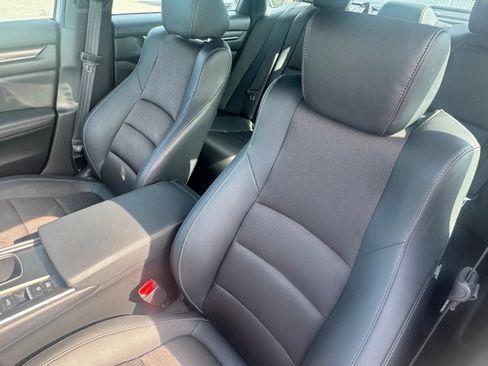 Used 2022 Honda Accord Sport image 10