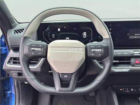 New 2025 Kia K4 GT-Line image 19