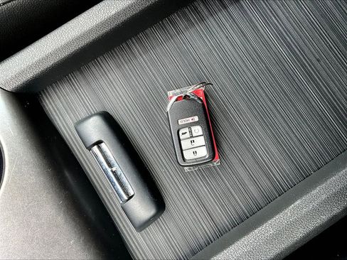 Used 2022 Honda Pilot Special Edition image 32