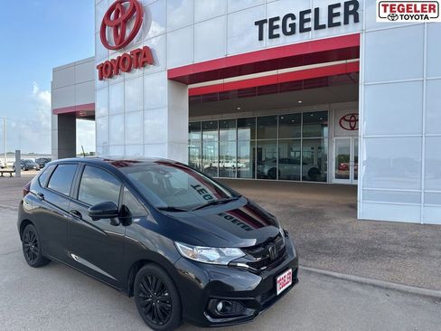 Used 2019 Honda Fit EX image 1