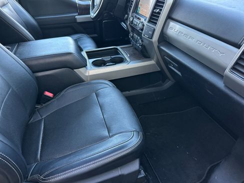 Used 2019 Ford F350 Lariat w/ Lariat Ultimate Package AWD/4WD image 14