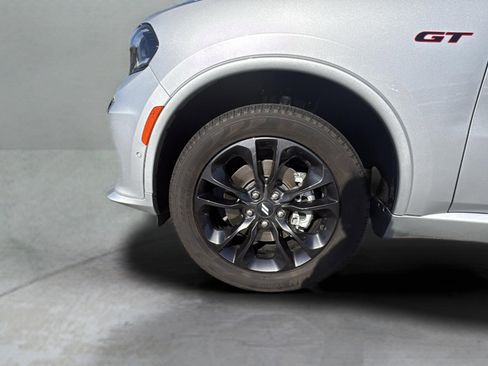 Used 2025 Dodge Durango GT image 17
