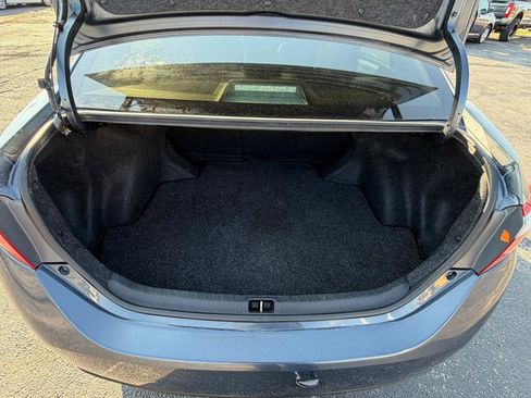 Used 2014 Toyota Corolla S FWD image 17