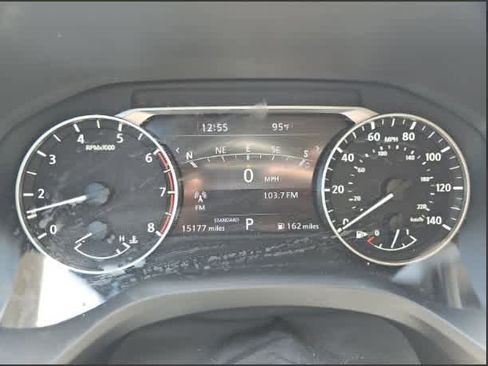 Used 2023 Nissan Rogue SL w/ SL Premium Package FWD image 2