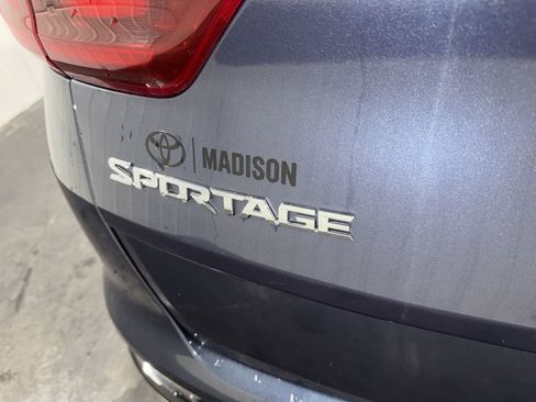 Used 2021 Kia Sportage S image 31