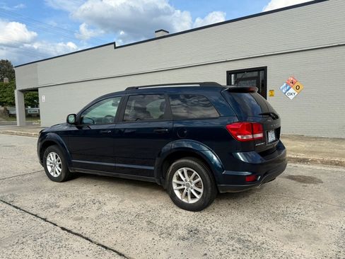 Used 2014 Dodge Journey SXT w/ Quick Order Package 28C FWD image 10