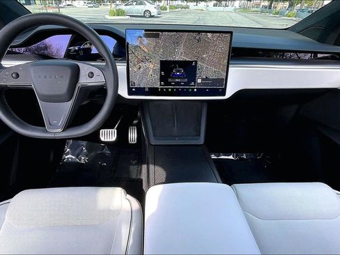 Used 2022 Tesla Model X Plaid AWD/4WD image 14