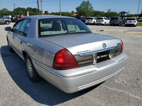 Used 2006 Mercury Grand Marquis LS RWD image 3