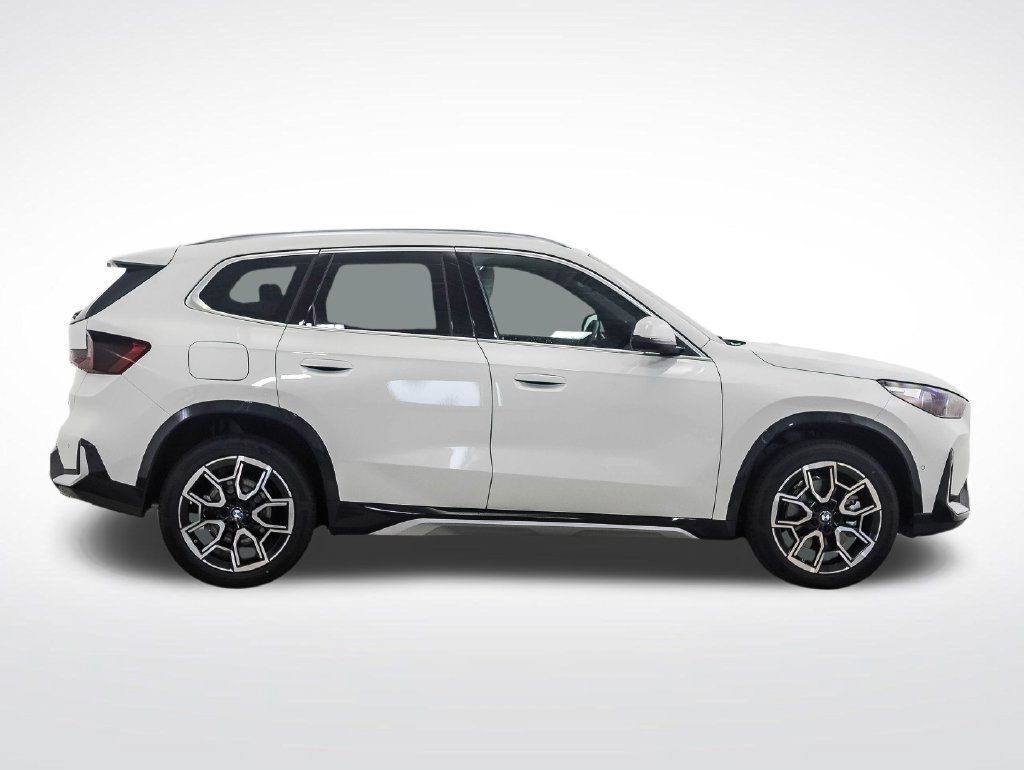 Used 2026 BMW X1 xDrive28i w/ Technology Package AWD/4WD image 6