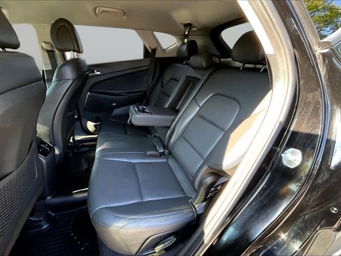 Used 2018 Hyundai Tucson Limited w/ Cargo Package FWD image 19