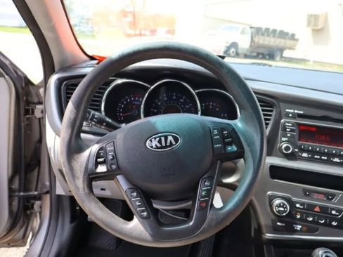 Used 2013 Kia Optima LX image 9
