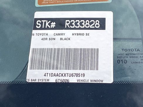Used 2026 Toyota Camry SE FWD image 37