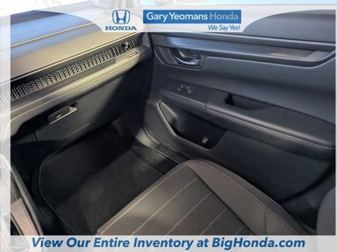 Certified 2025 Honda CR-V Sport image 18
