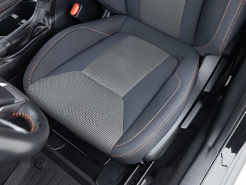 Used 2019 Subaru Crosstrek 2.0i Premium w/ Eyesight System image 21