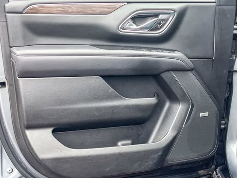 Used 2021 Chevrolet Tahoe Z71 w/ Z71 Signature Package image 19