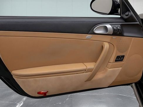 Used 2009 Porsche 911 Carrera S image 16