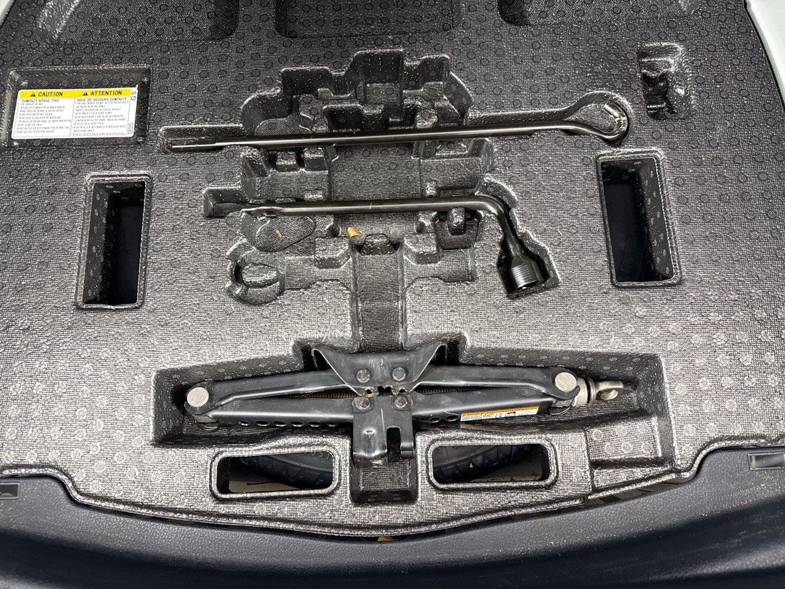 Certified 2023 Toyota Camry SE FWD image 33