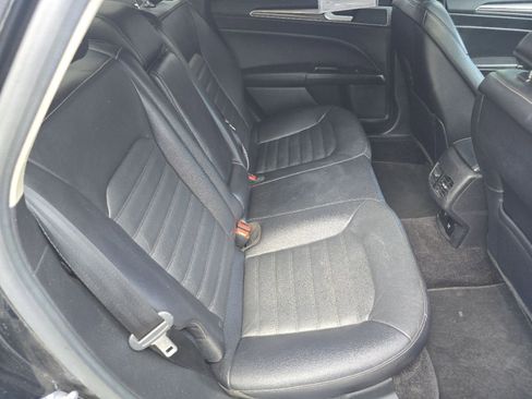 Used 2017 Ford Fusion Energi SE image 22