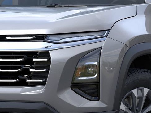 New 2026 Chevrolet Equinox LT FWD image 10