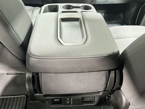 Used 2024 Chevrolet Silverado 1500 LT image 21