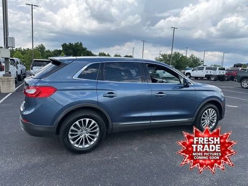 Used 2018 Lincoln MKX Select w/ Select Plus Package AWD/4WD image 4