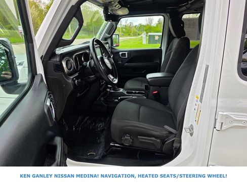 Used 2018 Jeep Wrangler Unlimited Sahara AWD/4WD image 36