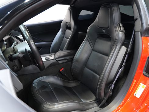 Used 2014 Chevrolet Corvette Stingray Coupe w/ 2LT Preferred Equipment Group RWD image 26
