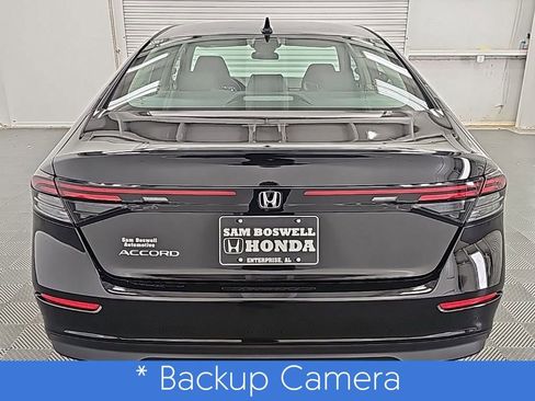 Used 2025 Honda Accord SE image 7