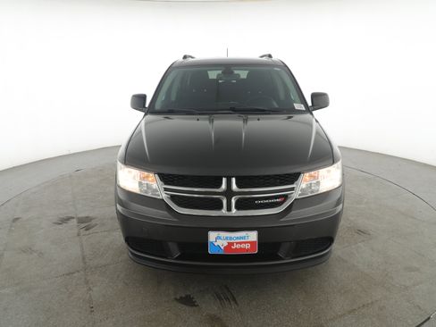 Used 2020 Dodge Journey SE image 2