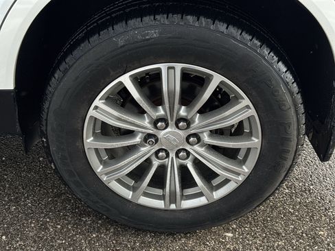 Used 2019 Cadillac XT5 Luxury image 34