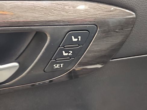 New 2026 Toyota Highlander Platinum AWD/4WD image 10