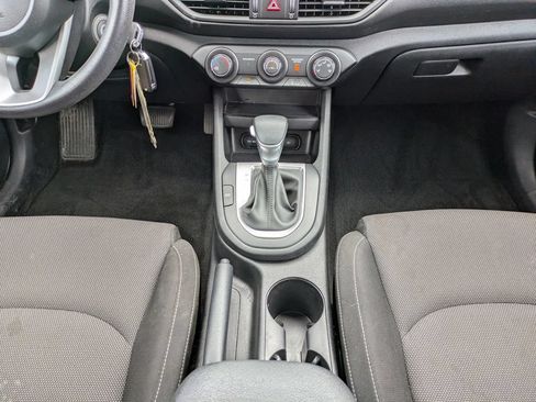 Used 2024 Kia Forte LXS w/ LXS Technology Package FWD image 19