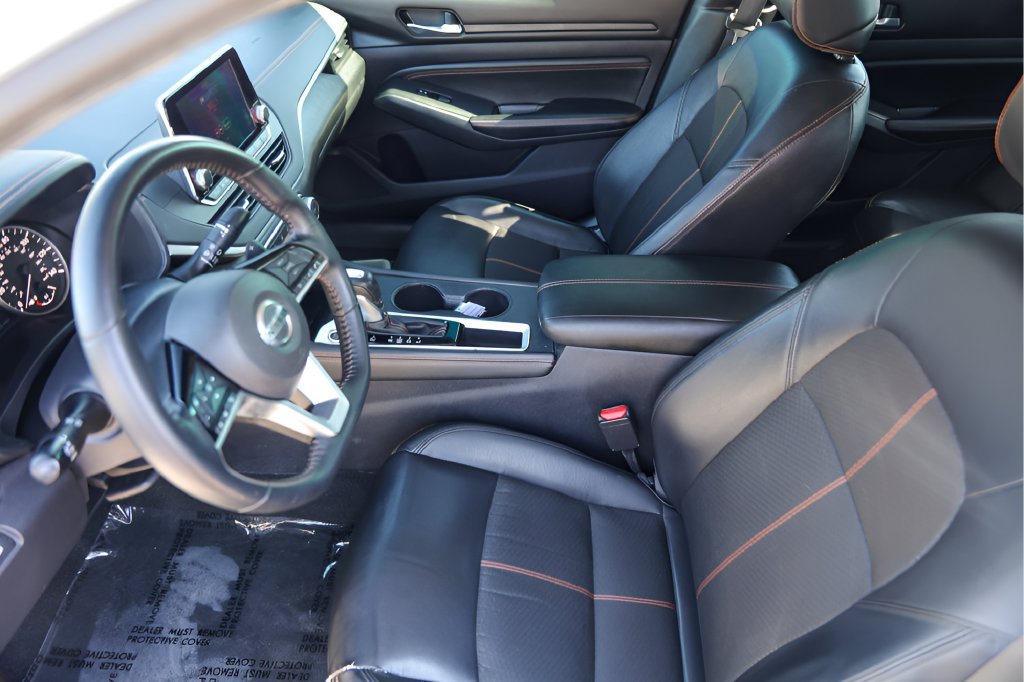 Used 2020 Nissan Altima 2.5 SR FWD image 10