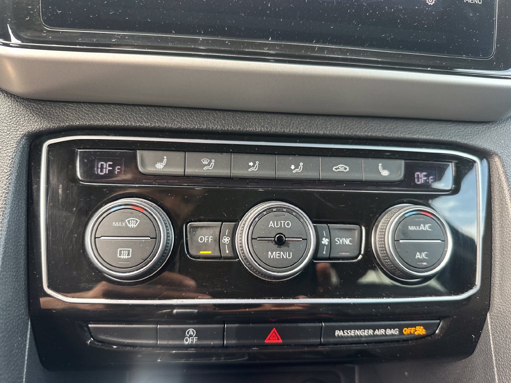 Used 2023 Volkswagen Atlas Cross Sport SE w/ Panoramic Sunroof Package AWD/4WD image 29
