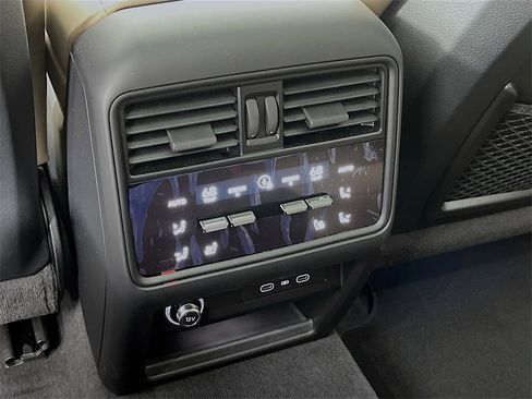 Certified 2026 Porsche Cayenne Coupe image 24