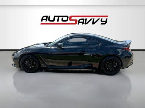 Used 2024 Toyota GR86 Premium RWD image 4