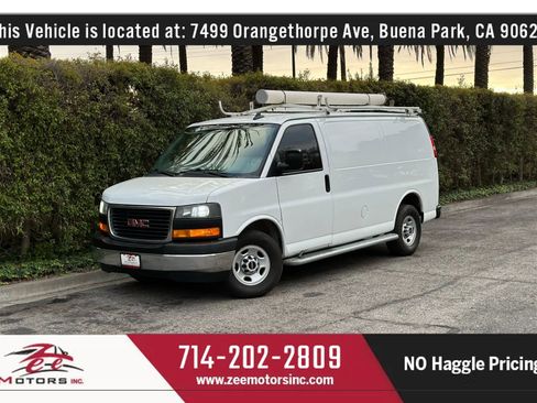 Used 2019 GMC Savana 2500 w/ Driver Convenience Package image 9