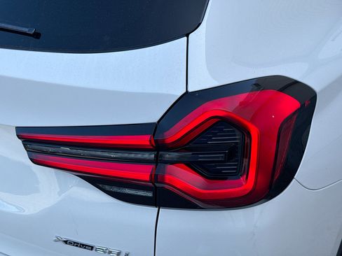 Used 2023 BMW X3 xDrive30i image 29