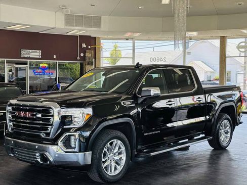 Used 2022 GMC Sierra 1500 SLT w/ SLT Premium Plus Package AWD/4WD image 20