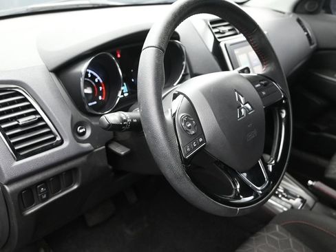 Used 2022 Mitsubishi Outlander Sport LE AWD/4WD image 12